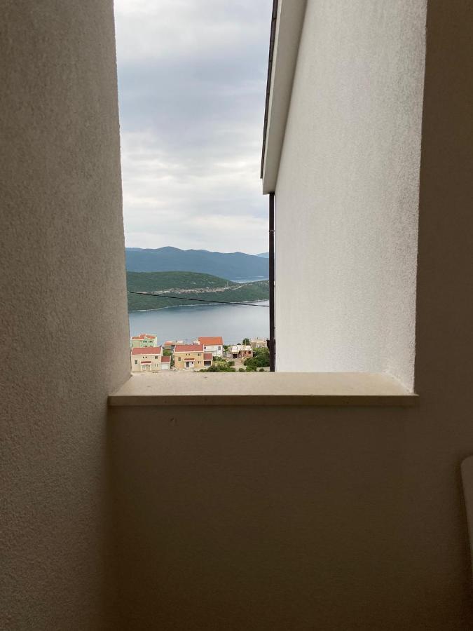 Apartmani Sunset نيوم المظهر الخارجي الصورة