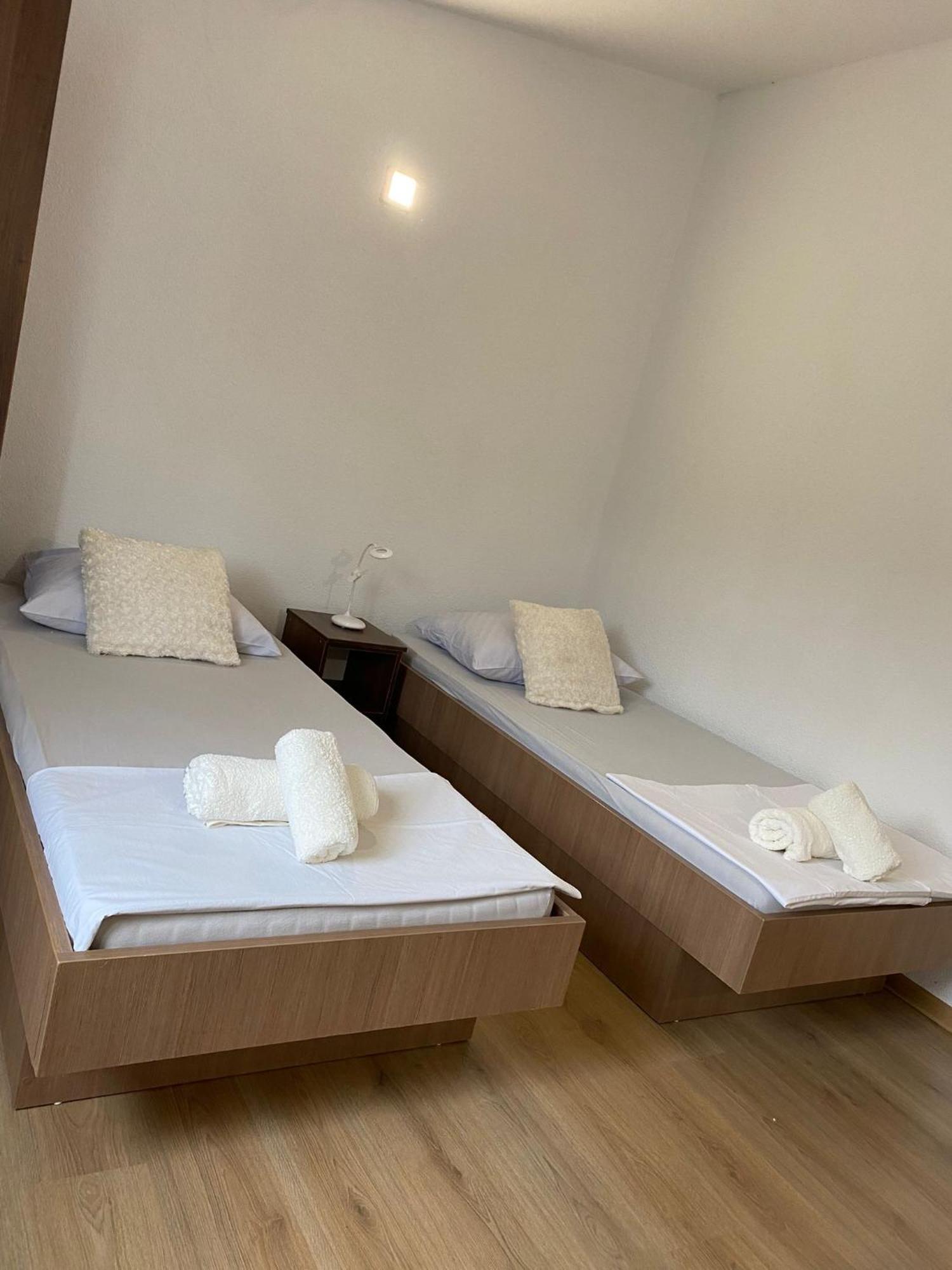 Apartmani Sunset نيوم المظهر الخارجي الصورة